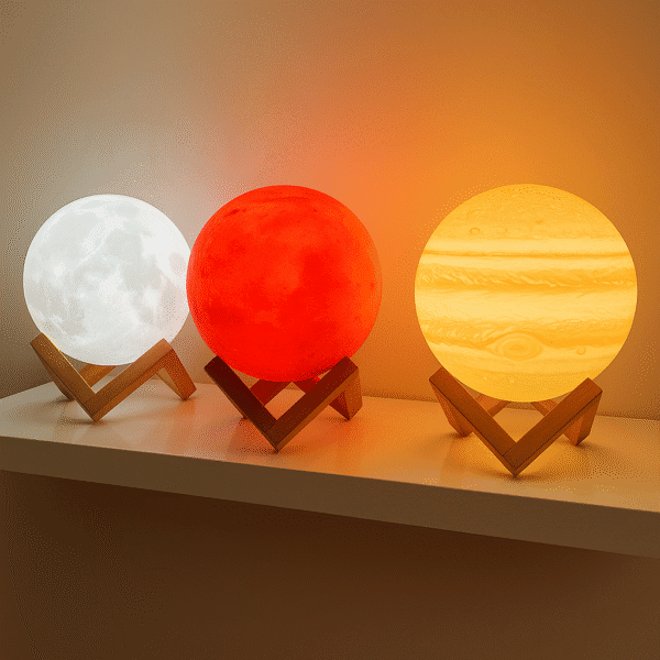 3D Printed Galaxy Planet Lamps – Solar System LED Lamps with Wooden Stand